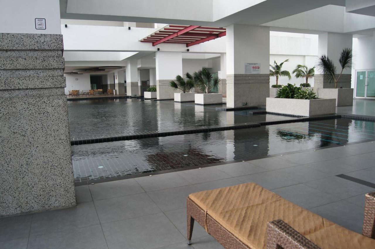 Twin Galaxy Suites By Iconic Bliss Johor Bahru Kültér fotó