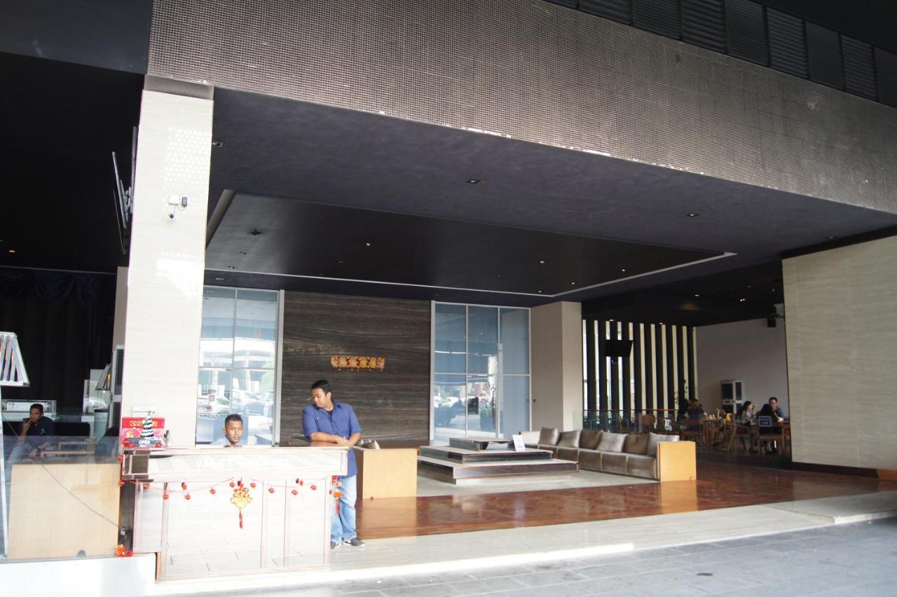 Twin Galaxy Suites By Iconic Bliss Johor Bahru Kültér fotó