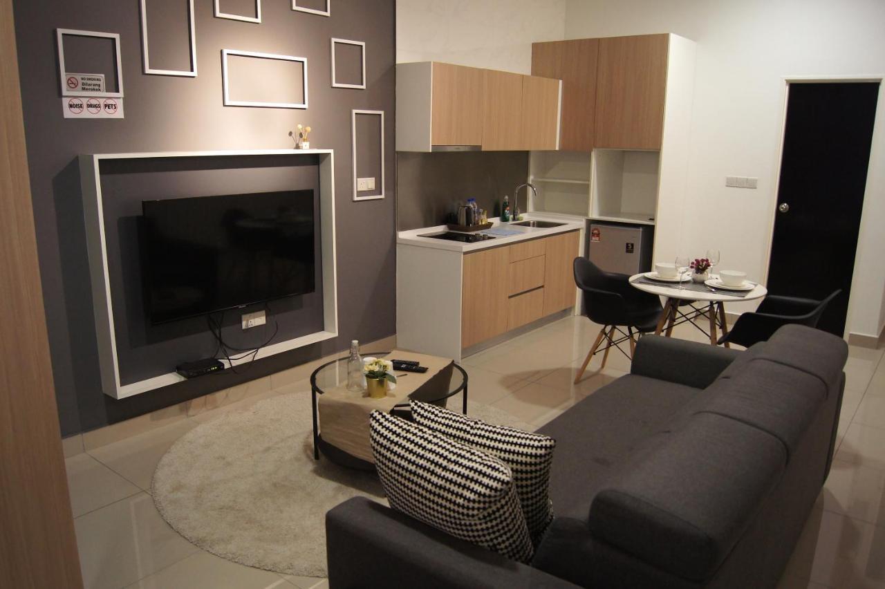 Twin Galaxy Suites By Iconic Bliss Johor Bahru Kültér fotó