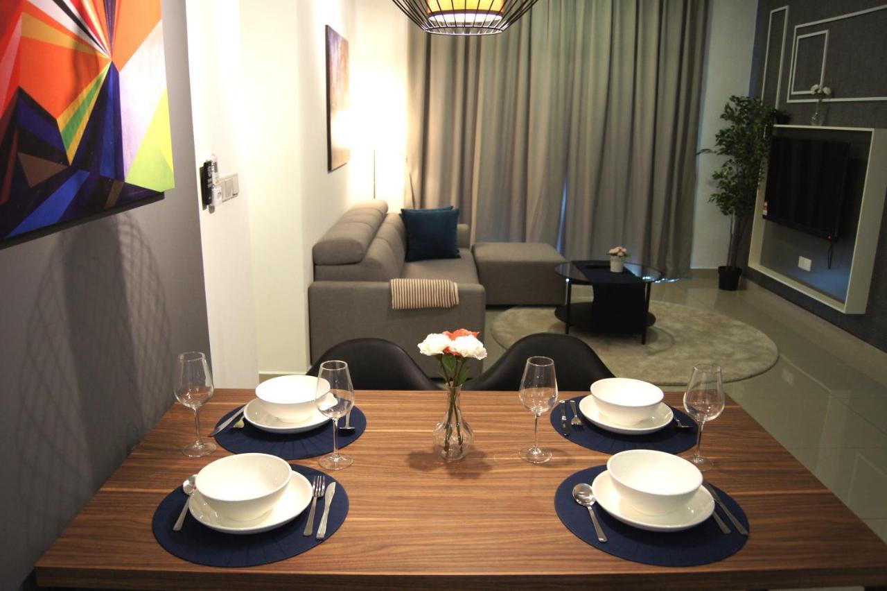 Twin Galaxy Suites By Iconic Bliss Johor Bahru Kültér fotó