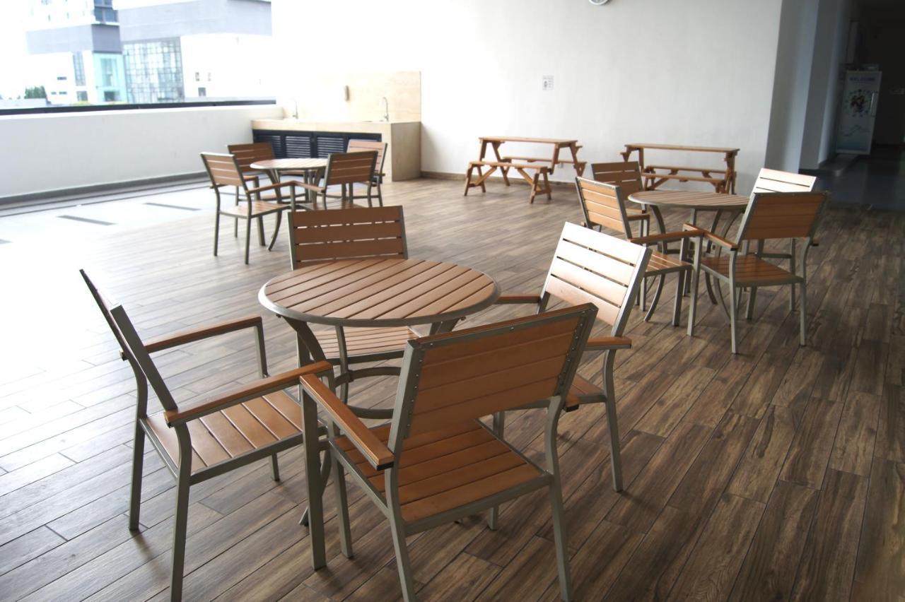 Twin Galaxy Suites By Iconic Bliss Johor Bahru Kültér fotó